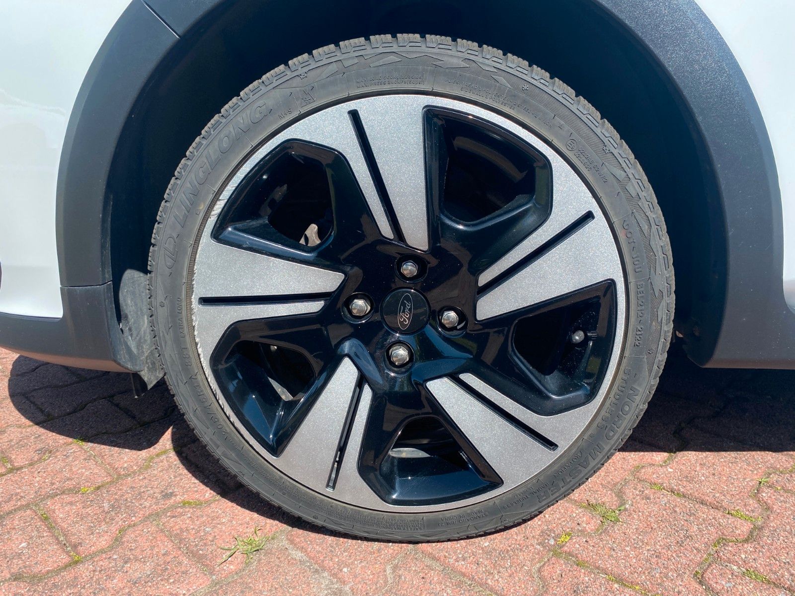 Ford Fiesta Active - Samsaru's Car Outlet