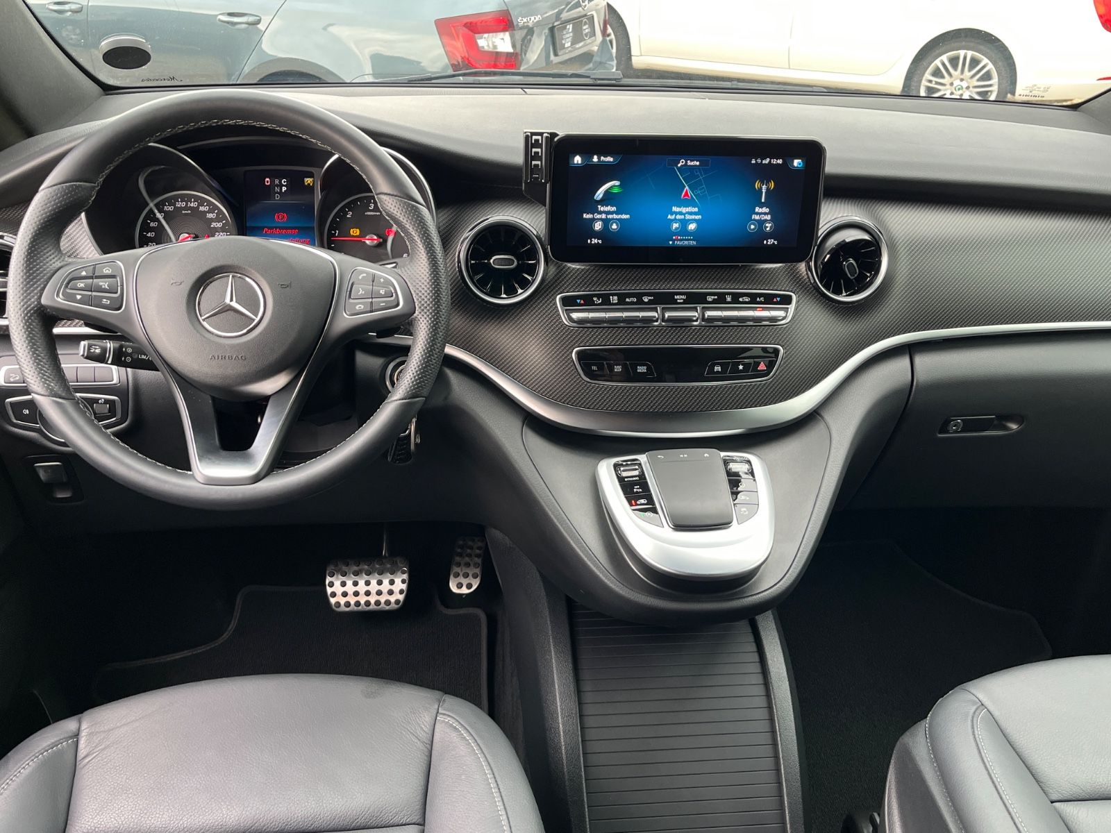 Mercedes-Benz V 300 - Samsaru's Car Outlet