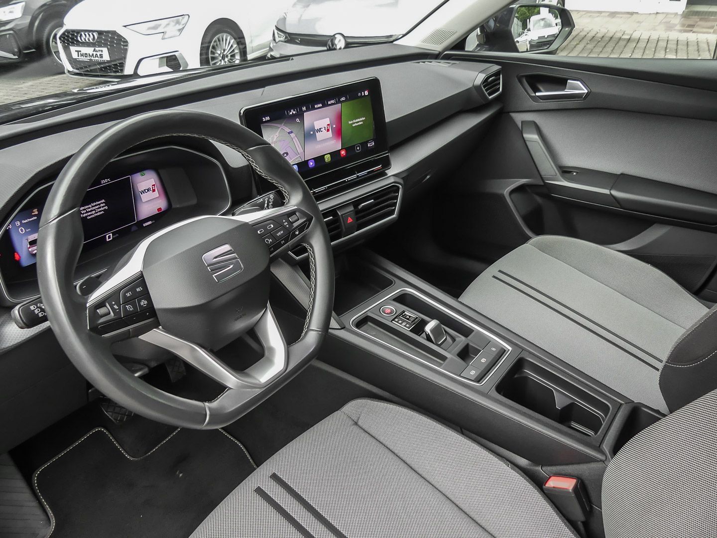 Seat Leon Sportstourer Style 1.0 eTSI DSG - Samsaru's Car Outlet