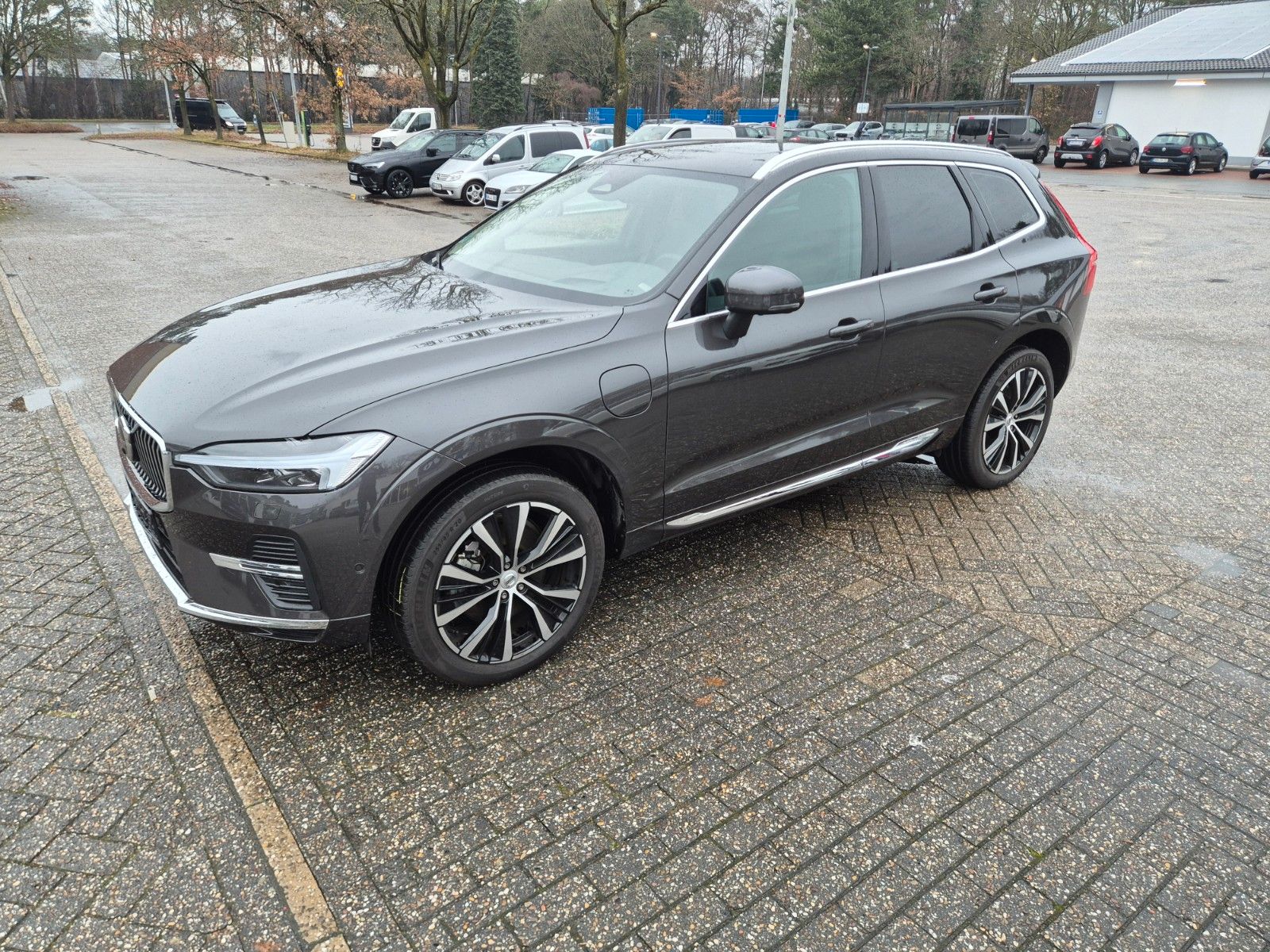 Volvo XC60 Ultimate Bright Recharge Plug-In Hybrid AWD