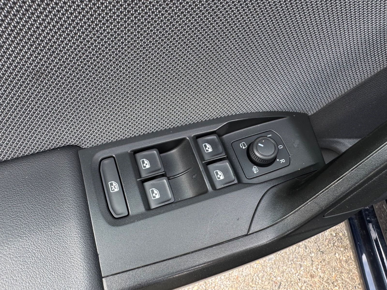 Seat Leon ST 1.0 eTSI 110PS Style Business DSG7 - Samsaru's Car Outlet