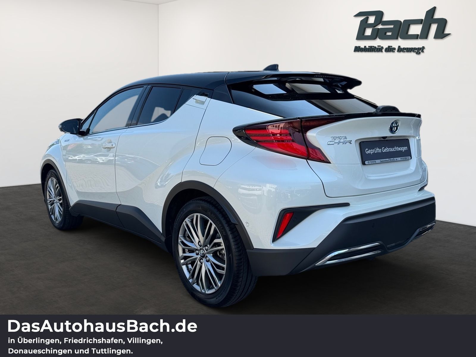 Toyota C-HR 2.0 Hybrid Lounge - Samsaru's Car Outlet