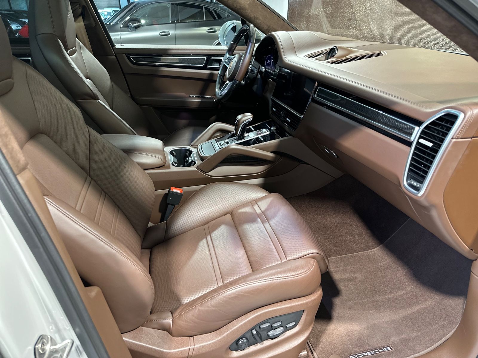 Porsche Cayenne Coupe E-Hybrid Platinum Edit.*WERKSGARAN