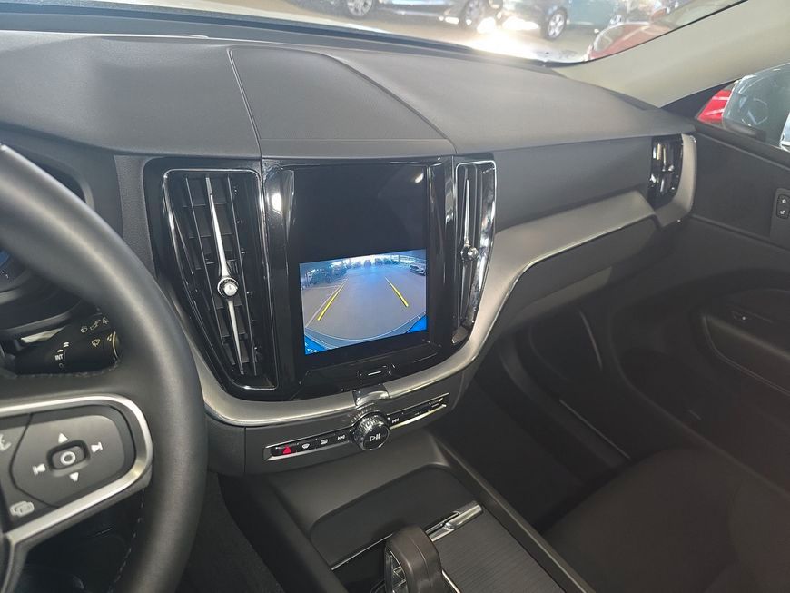 Volvo XC60 B5 D AWD Geartronic Momentum Pro