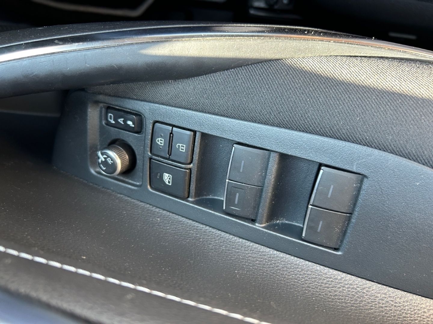 Toyota Corolla Touring Sports 2.0l Hybrid - Samsaru's Car Outlet