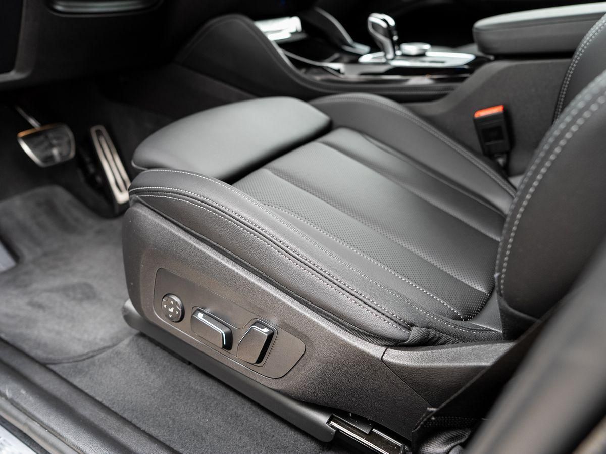 BMW X4 xDrive30i M-Sport AHK PANO HuD ACC Laser KoZg