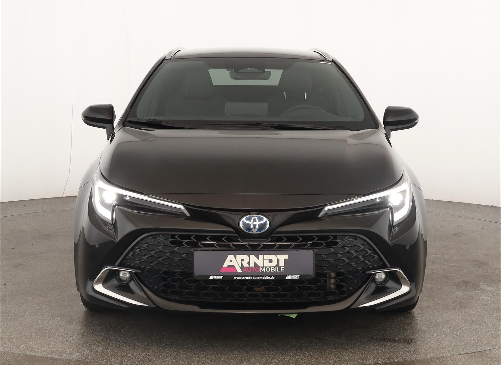 Toyota Corolla Touring Sports 2.0 CVT Team D Navi Kam