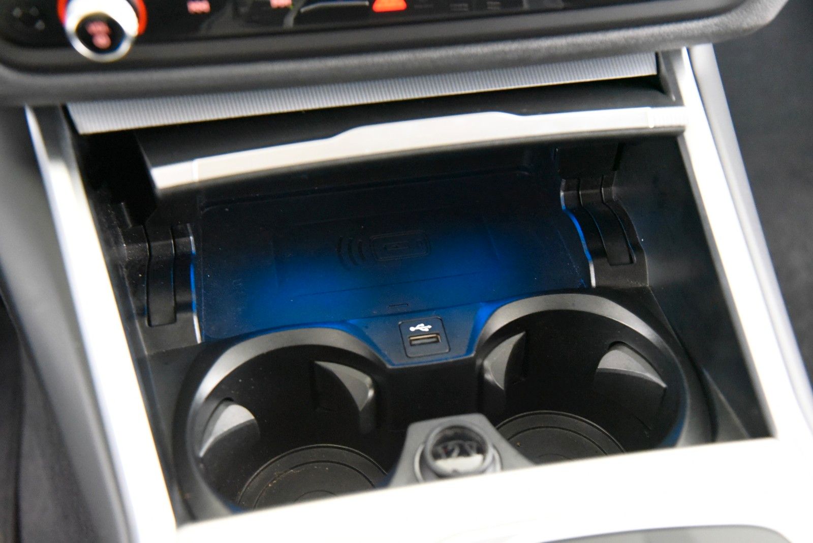 BMW 320d xDrive Touring M Sport - Samsaru's Car Outlet