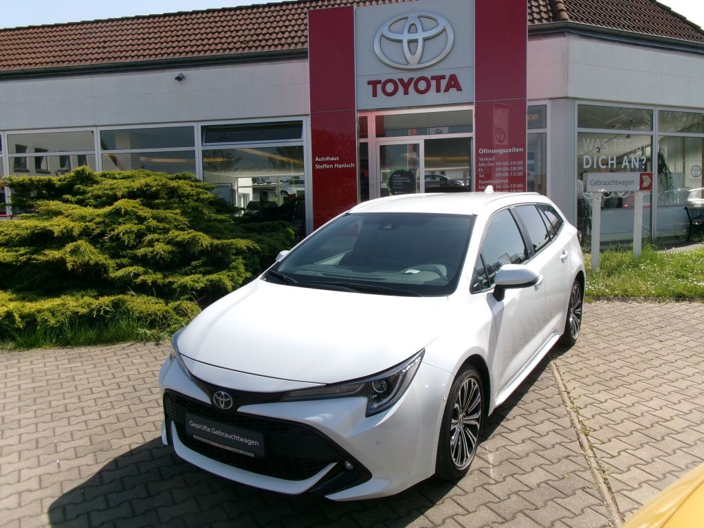 Toyota Corolla 2.0 Hybrid TS Team - Samsaru's Car Outlet