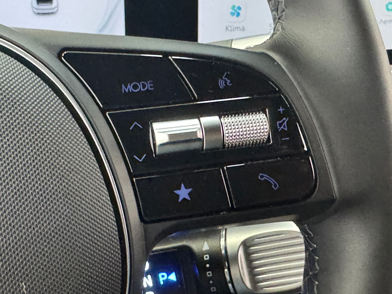Hyundai IONIQ 6 77,4kWh 325ps 4WD Uniq 360°K/BOSE/DIGI