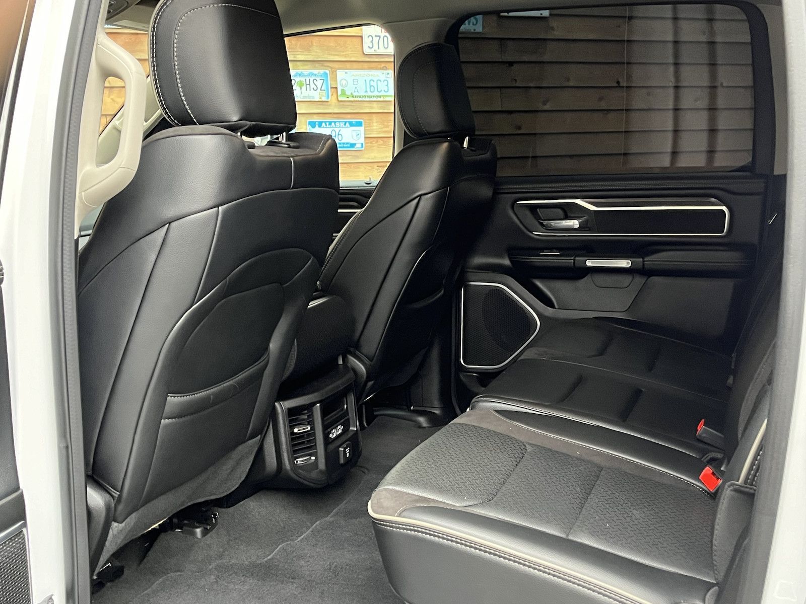 Dodge RAM 1500 Laramie LED AHK LPG Memory LPG