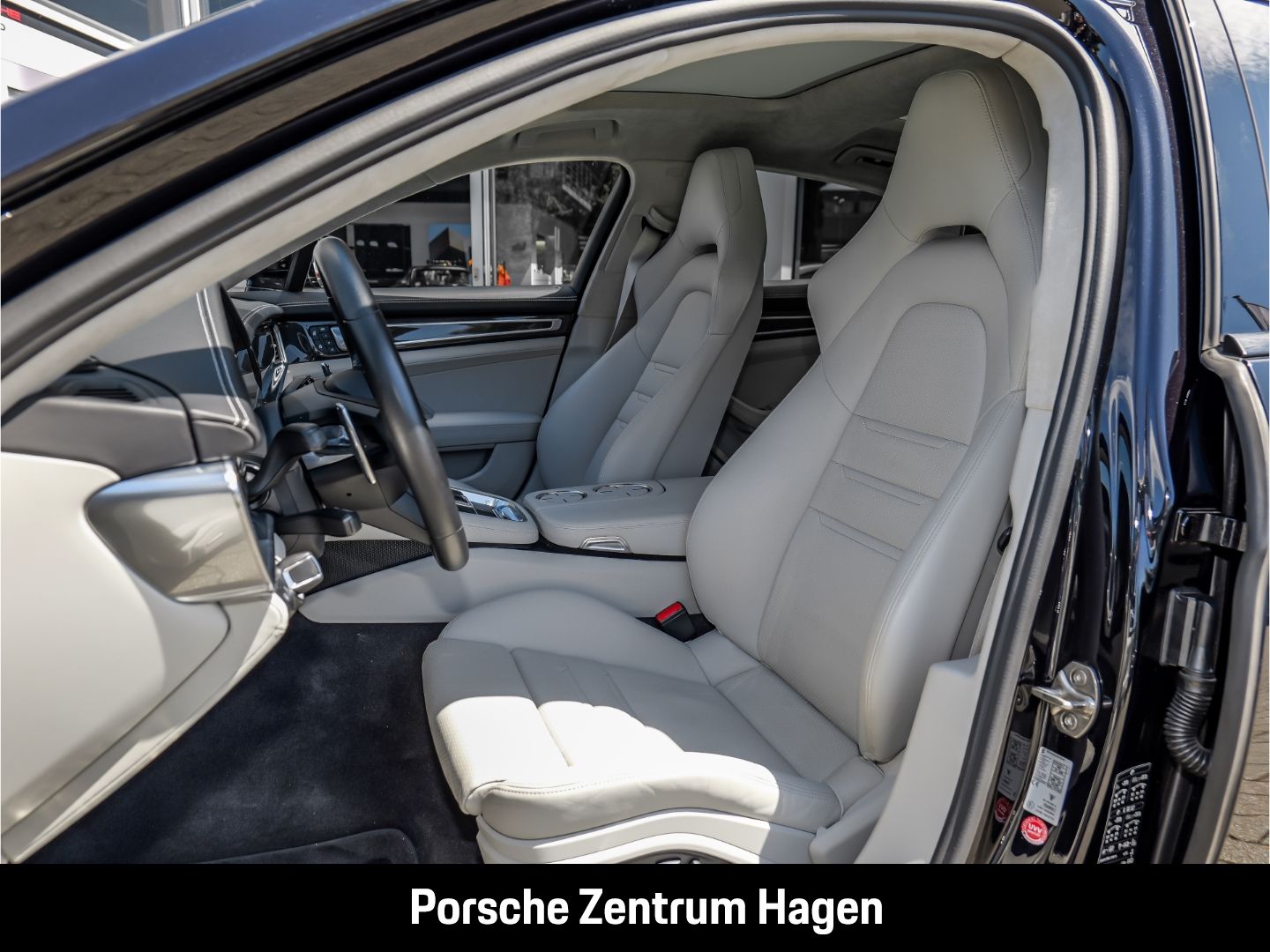 Porsche Panamera GTS Sportabgas LED-Matrix Surround-View