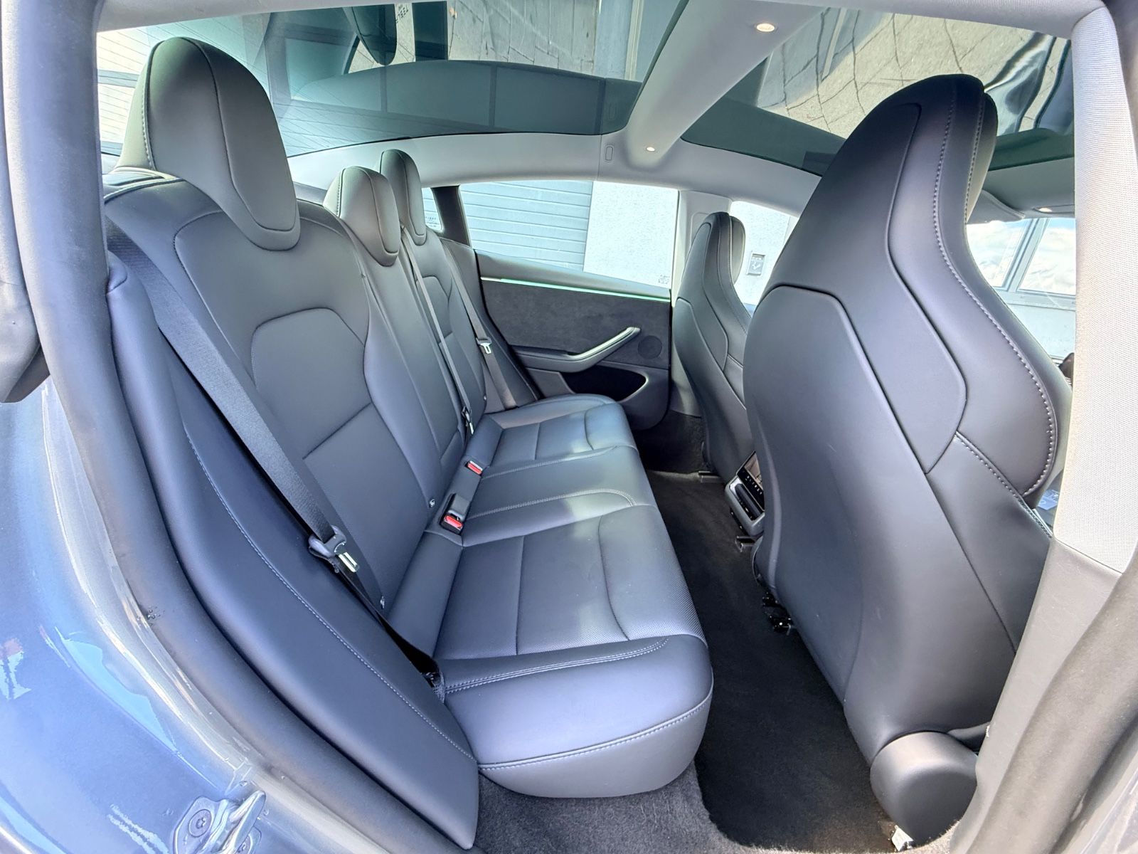 Tesla Model 3 Performance Highland 2025 | Quichsilber