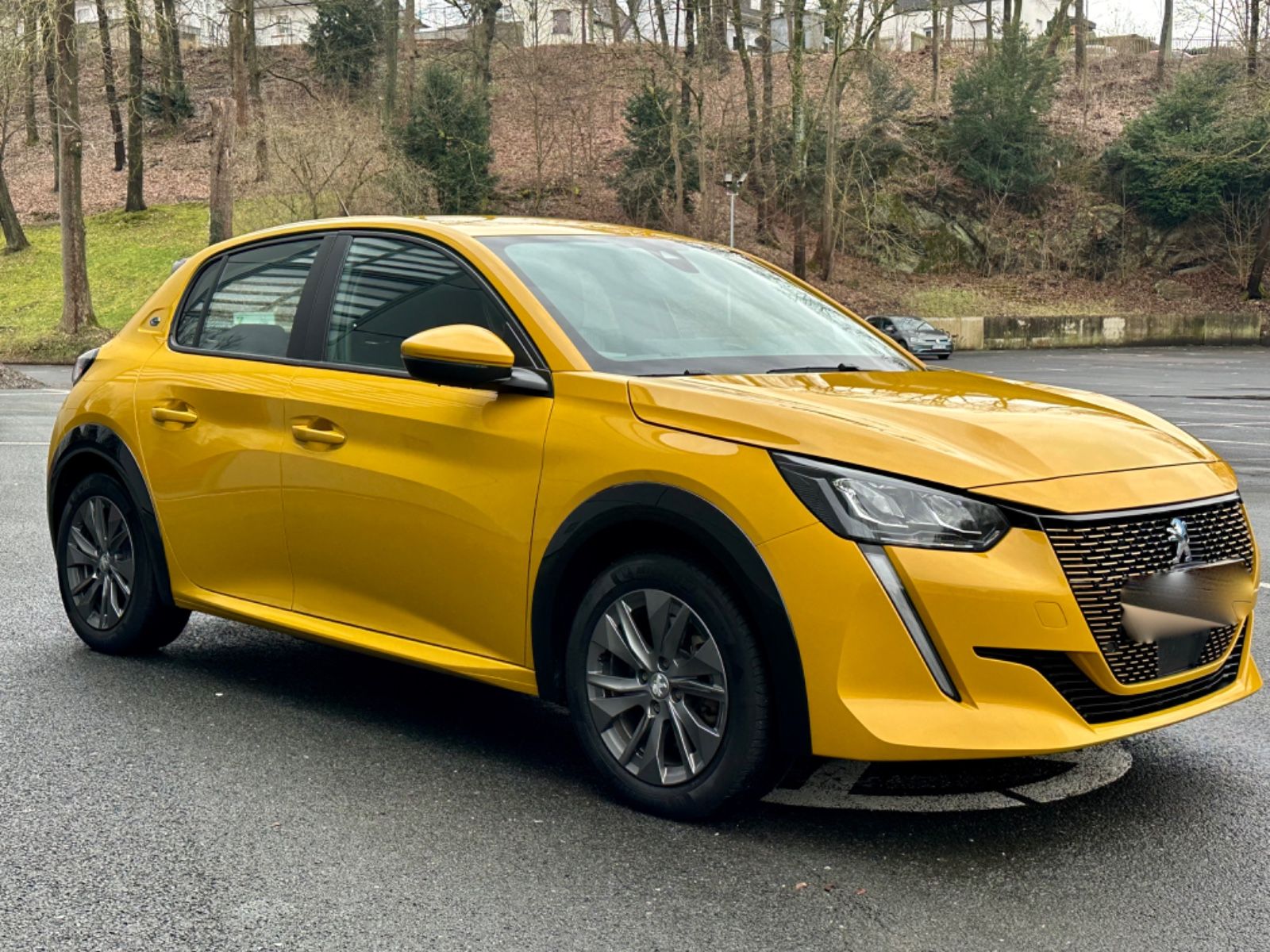 Peugeot e-208 Active Pack - Samsaru's Car Outlet