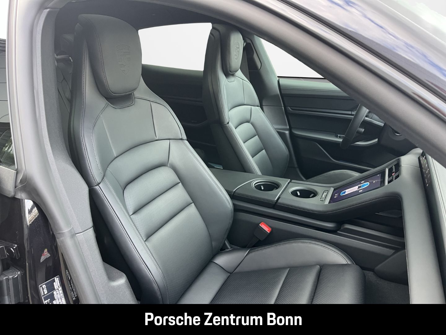 Porsche Taycan 4 Cross Turismo Surround-View LED-Matrix