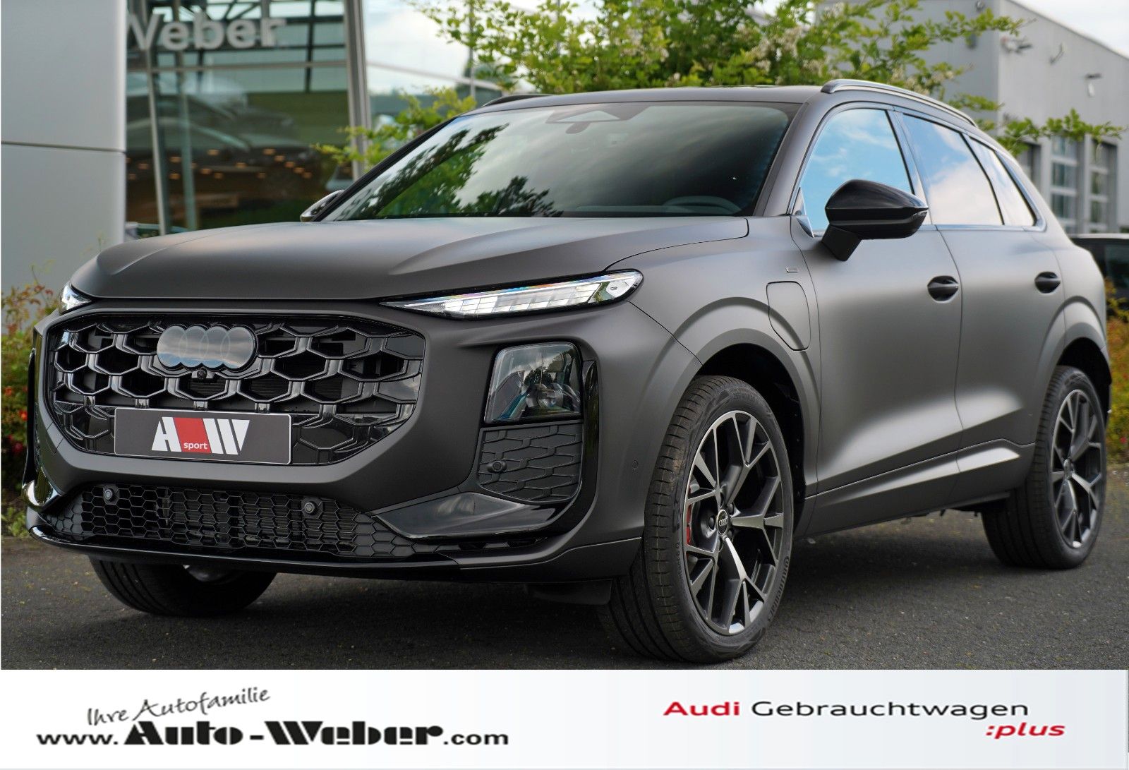 Audi Q3 SUV e-hybrid AHK S-LINE PANO TECH PRO MATRIX
