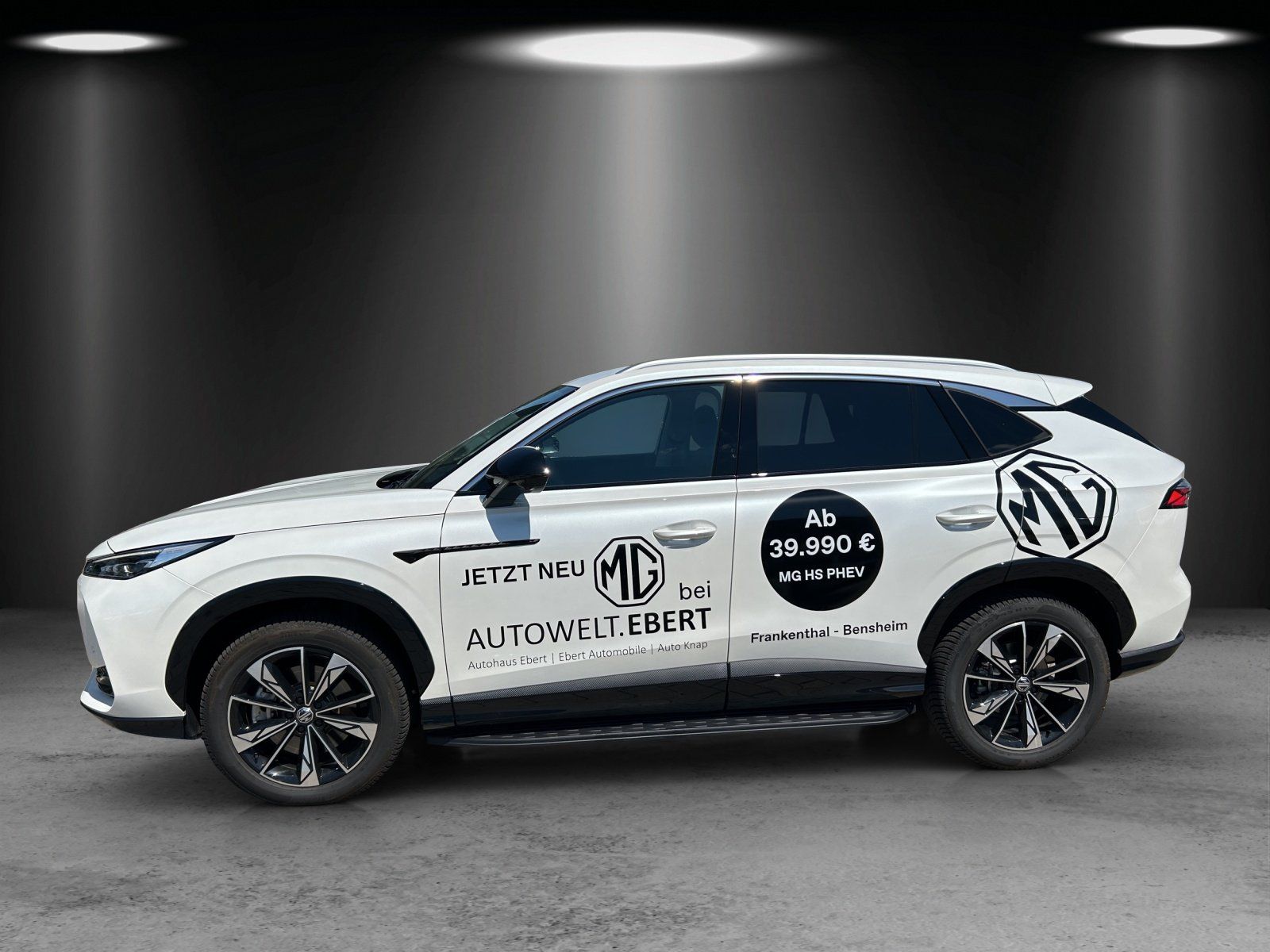 MG HS Luxury PHEV AT