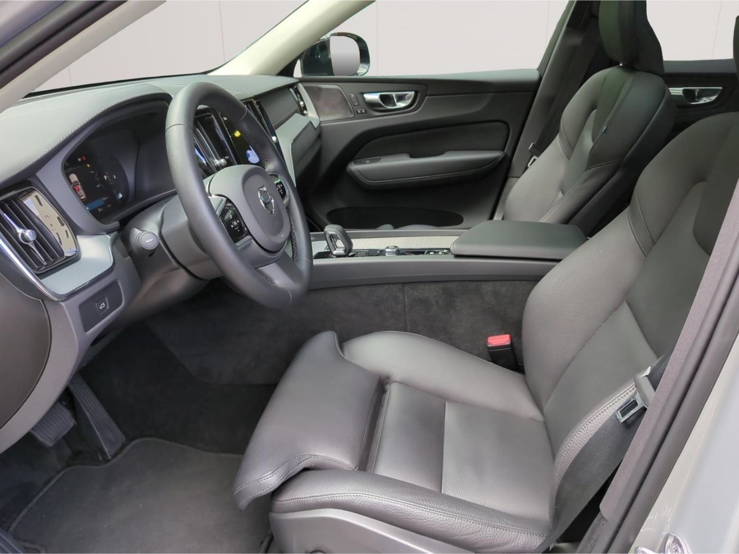 Volvo XC60 B4 AWD Ultimate Dark *Luft*AHK*SH*BLIS*360*