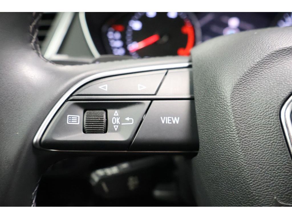 Audi Q5 40 TDI quattro advanced - Samsaru's Car Outlet