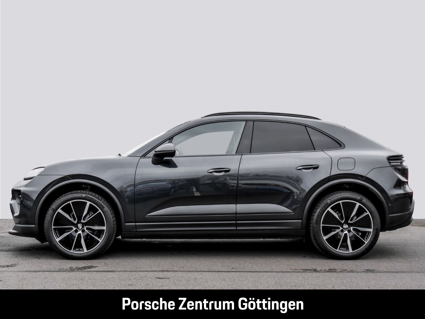 Porsche Macan 4 BOSE Surround-View Abstandstempomat LED