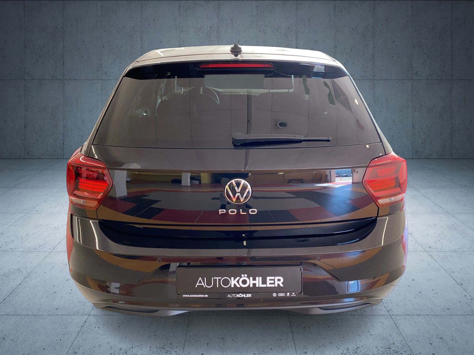 Volkswagen Polo VI Highline - Samsaru's Car Outlet