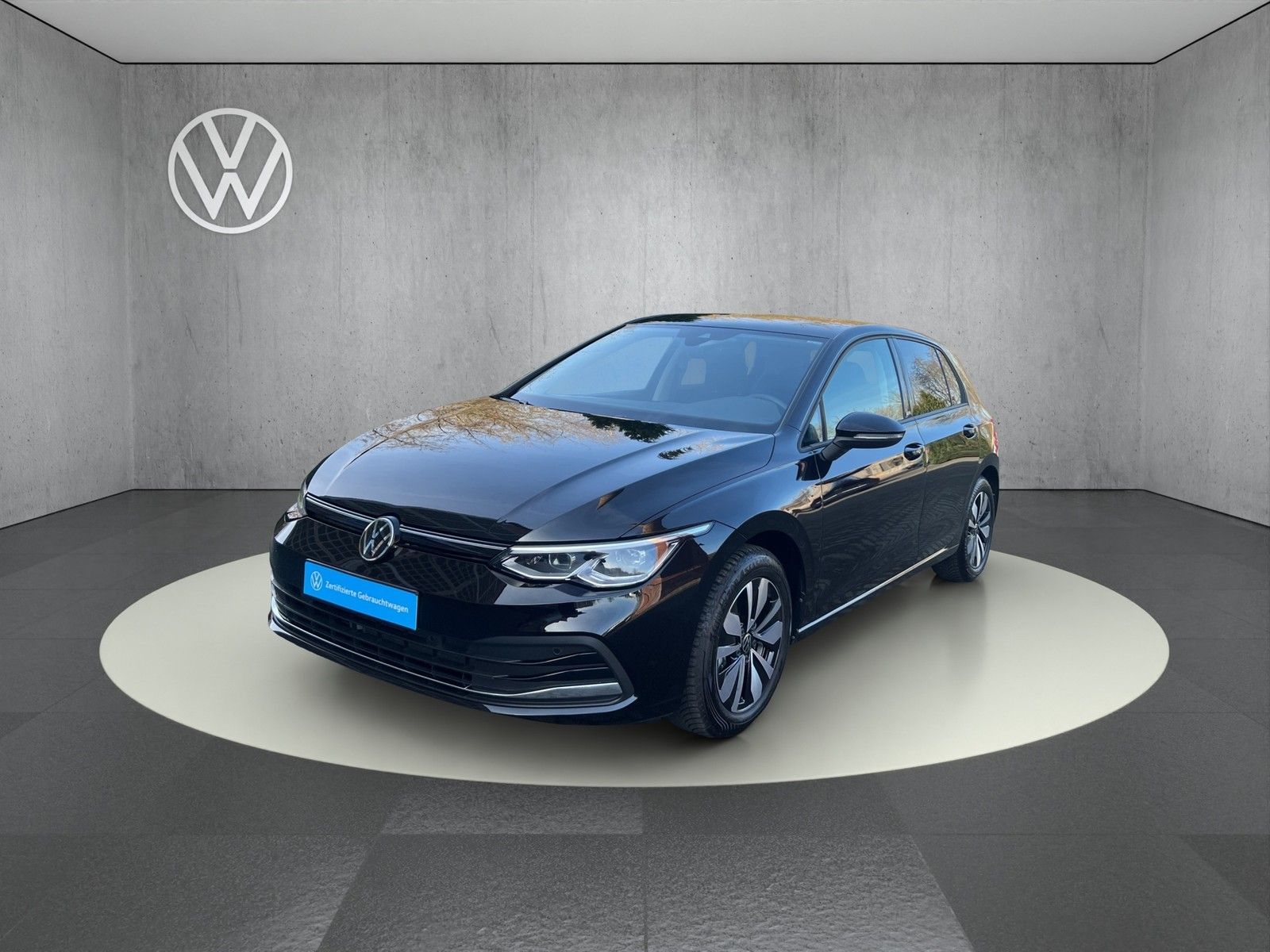 Volkswagen Golf VIII 1.5 eTSI Move - Samsaru's Car Outlet