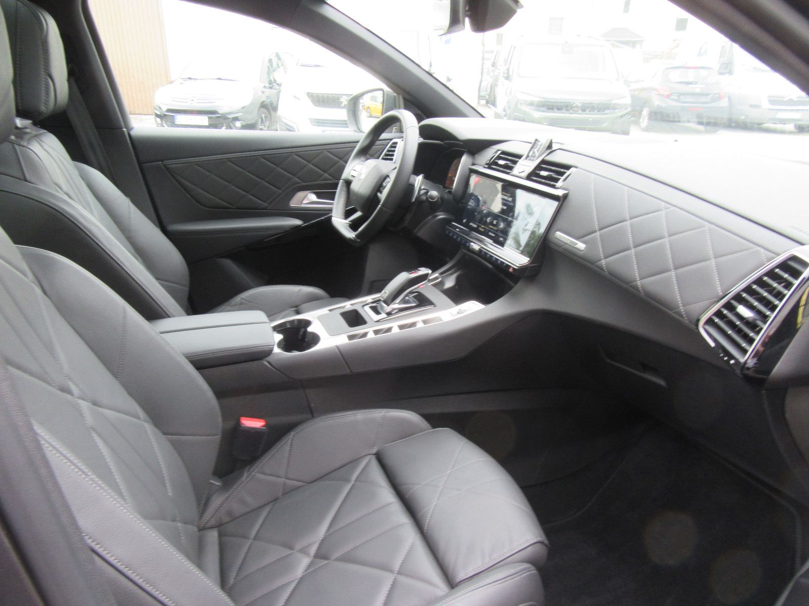 DS Automobiles DS7 Crossback Rivoli PT 180 EAT8*Pano*Sitzheiz*