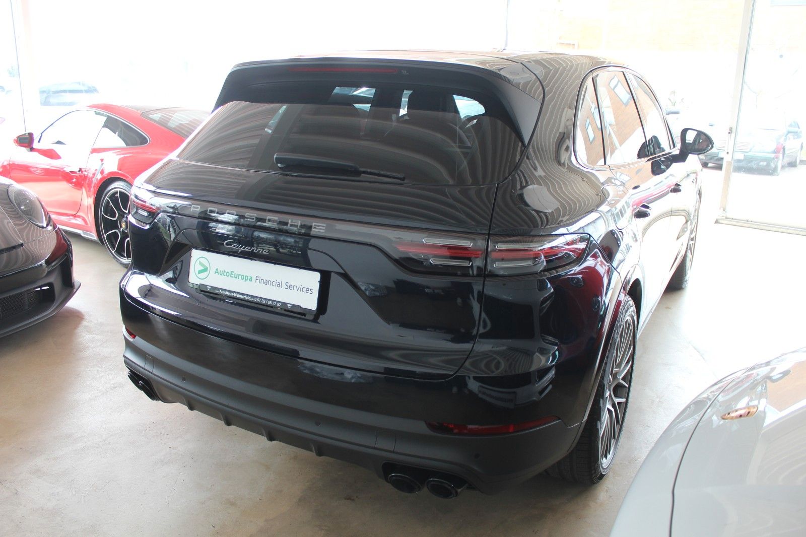 Porsche Cayenne E-Hybrid Platinum Edition/SportChrono