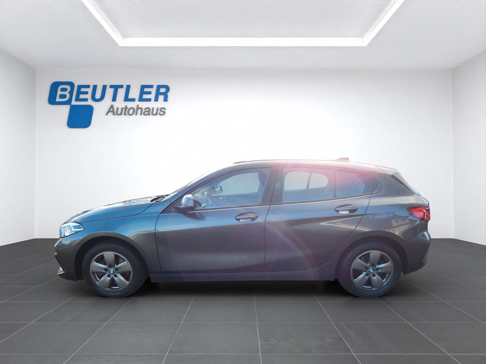 BMW 118iA Advantage - Samsaru's Car Outlet