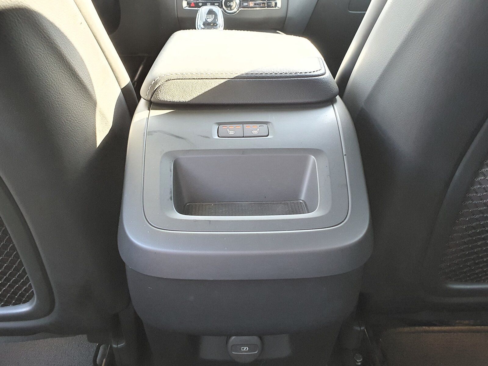 Volvo XC60 B4 AWD Plus Dark Keyless-Start/Autom./Klima