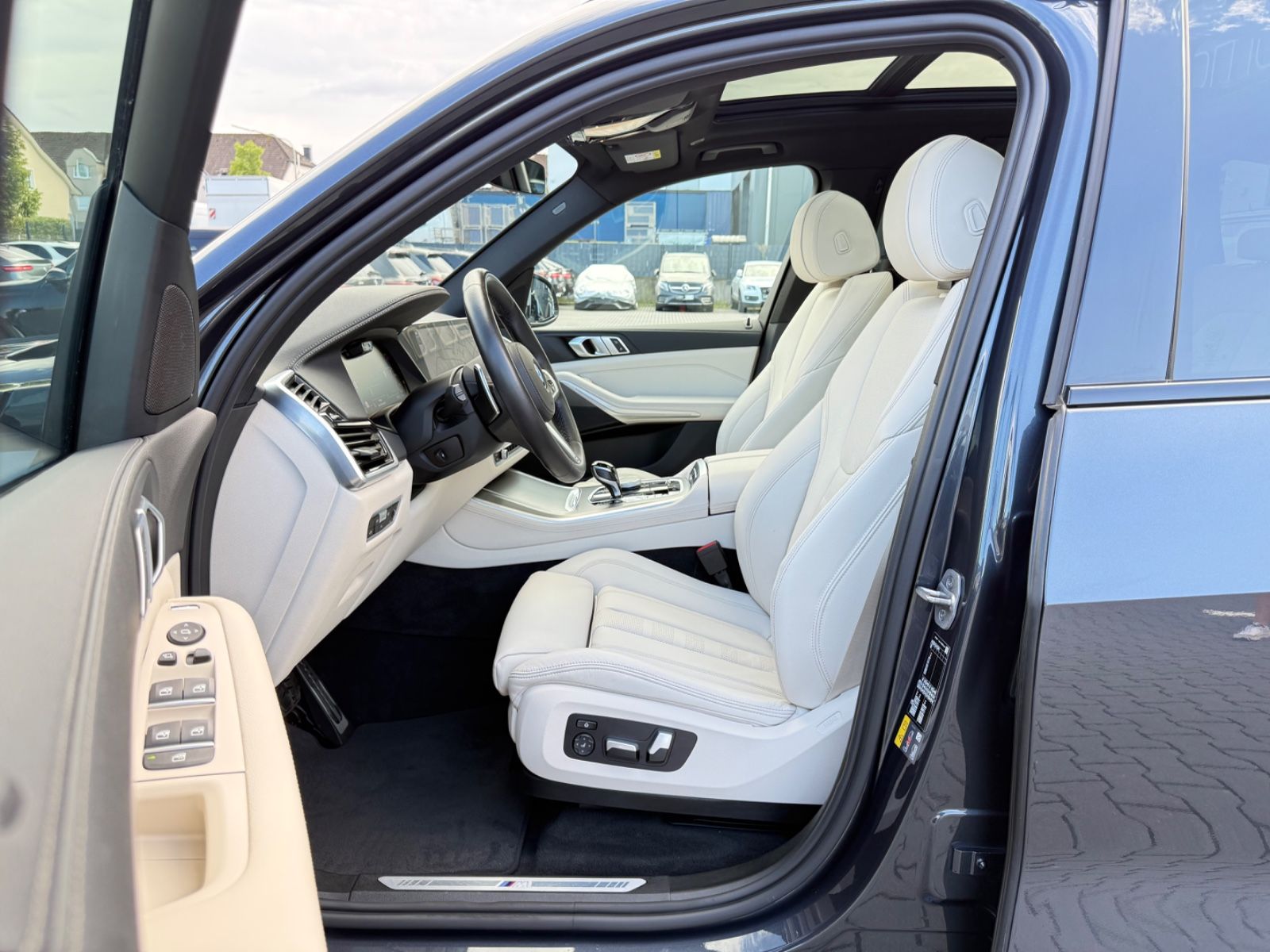 BMW X5*xDrive*45e*MSport*360*ACC*HUD*AHK*DAB*LASER*