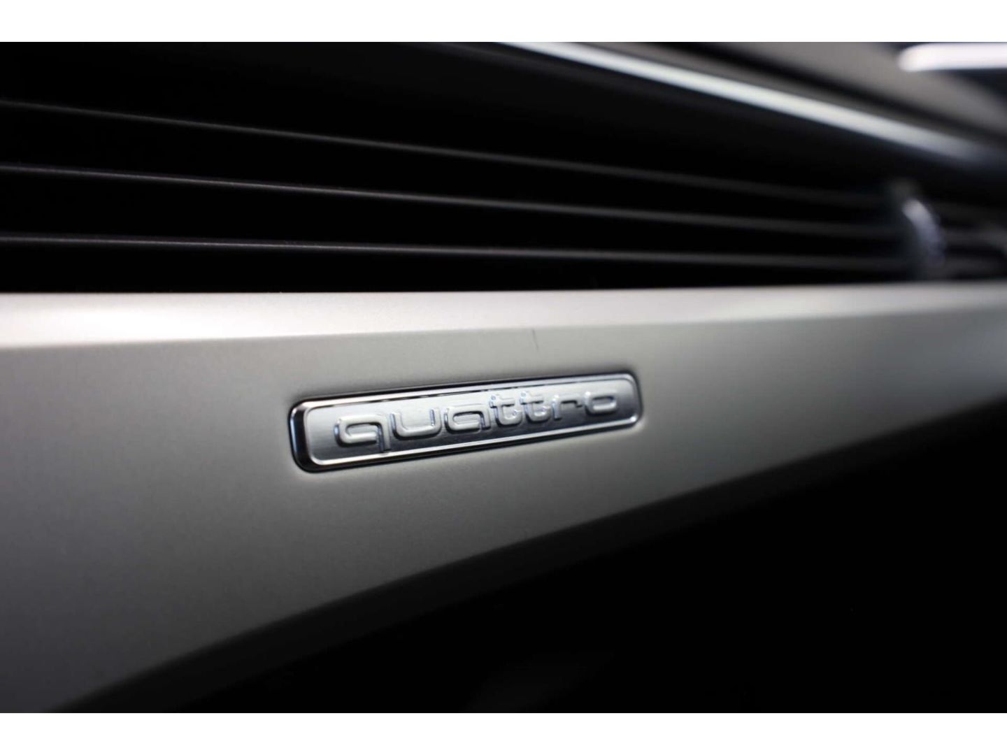 Audi A4 allroad 40 TDI quattro AHK/Leder/RFK/NAV/Memo
