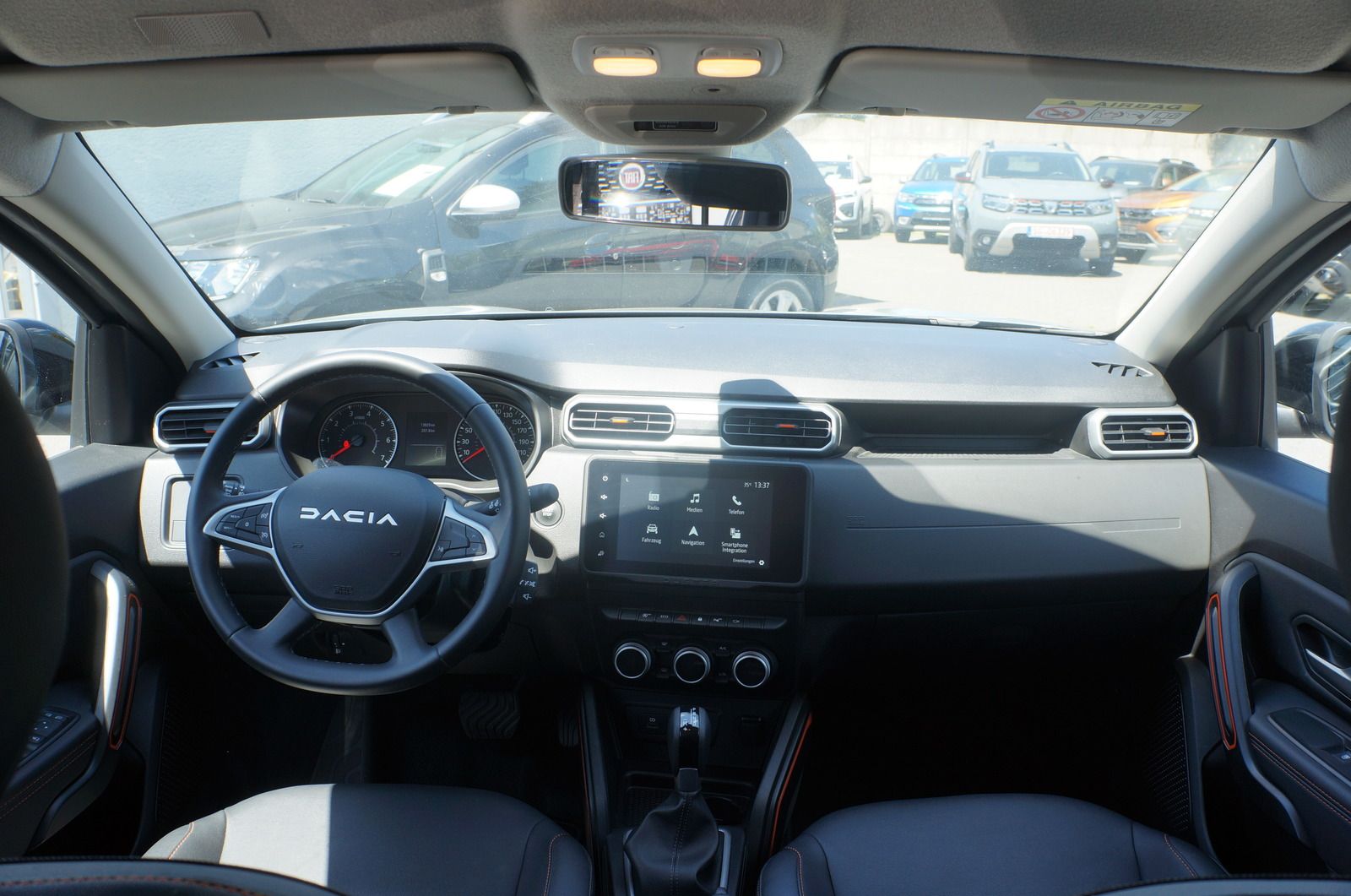 Dacia Duster TCe150AUTOM - Samsaru's Car Outlet
