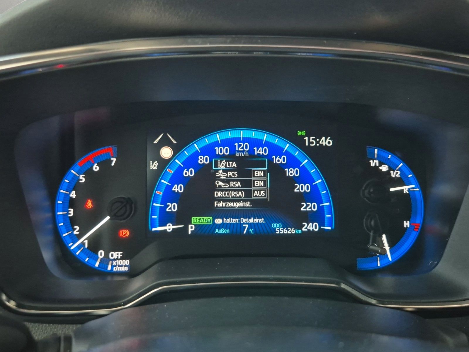 Toyota Corolla TS Business Kamera Carplay SHZ LED