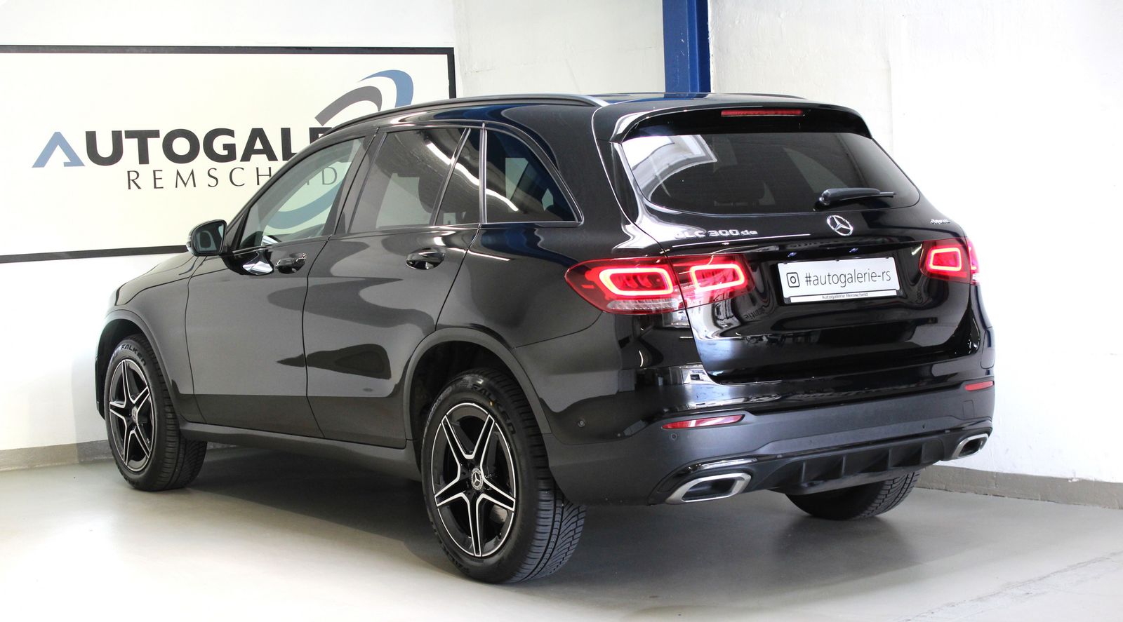 Mercedes-Benz GLC 300de 4Matic AMG LINE - Samsaru's Car Outlet