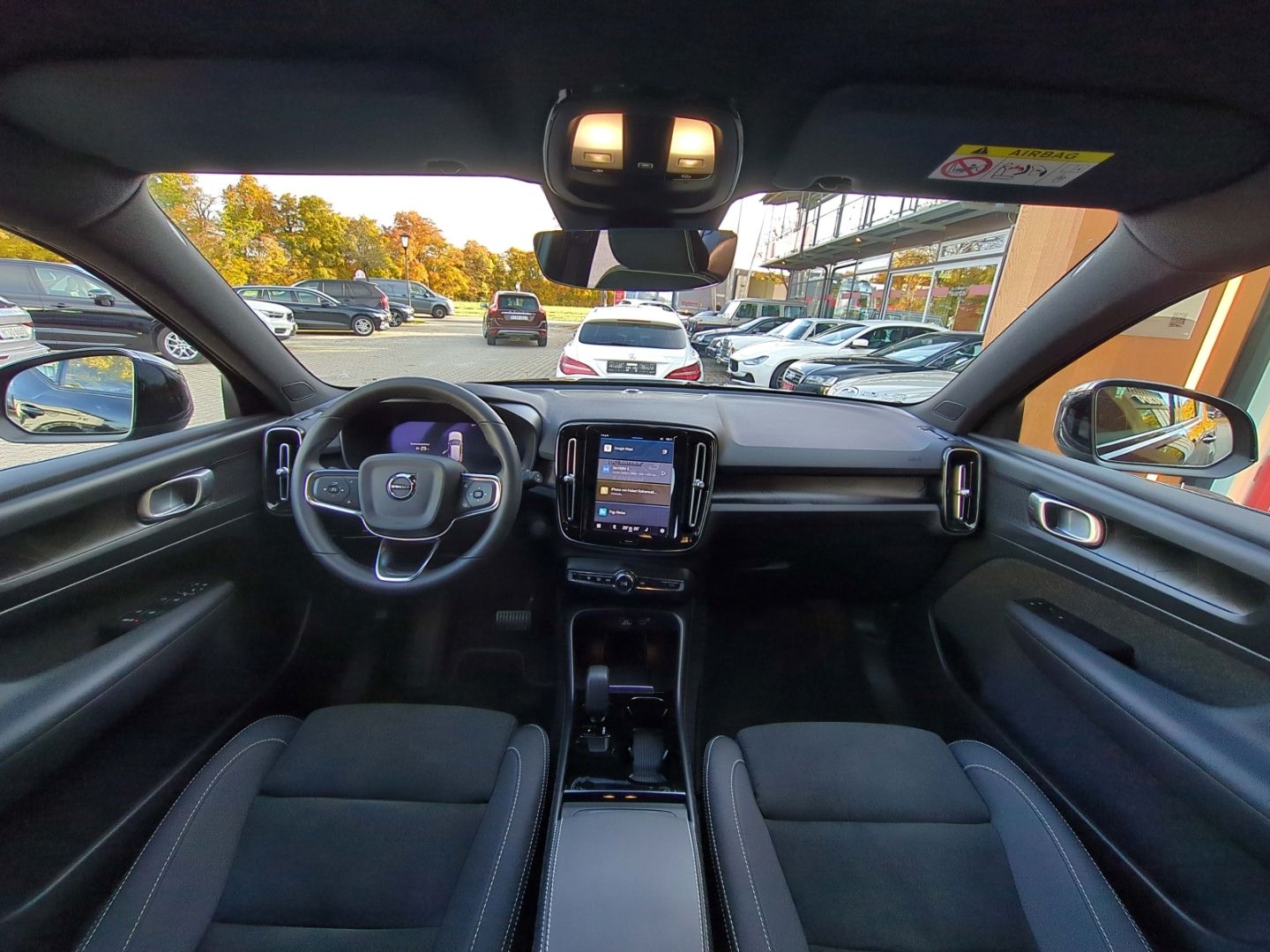 Volvo XC40 Core Recharge Pure Electric 2WD StandHZG AH