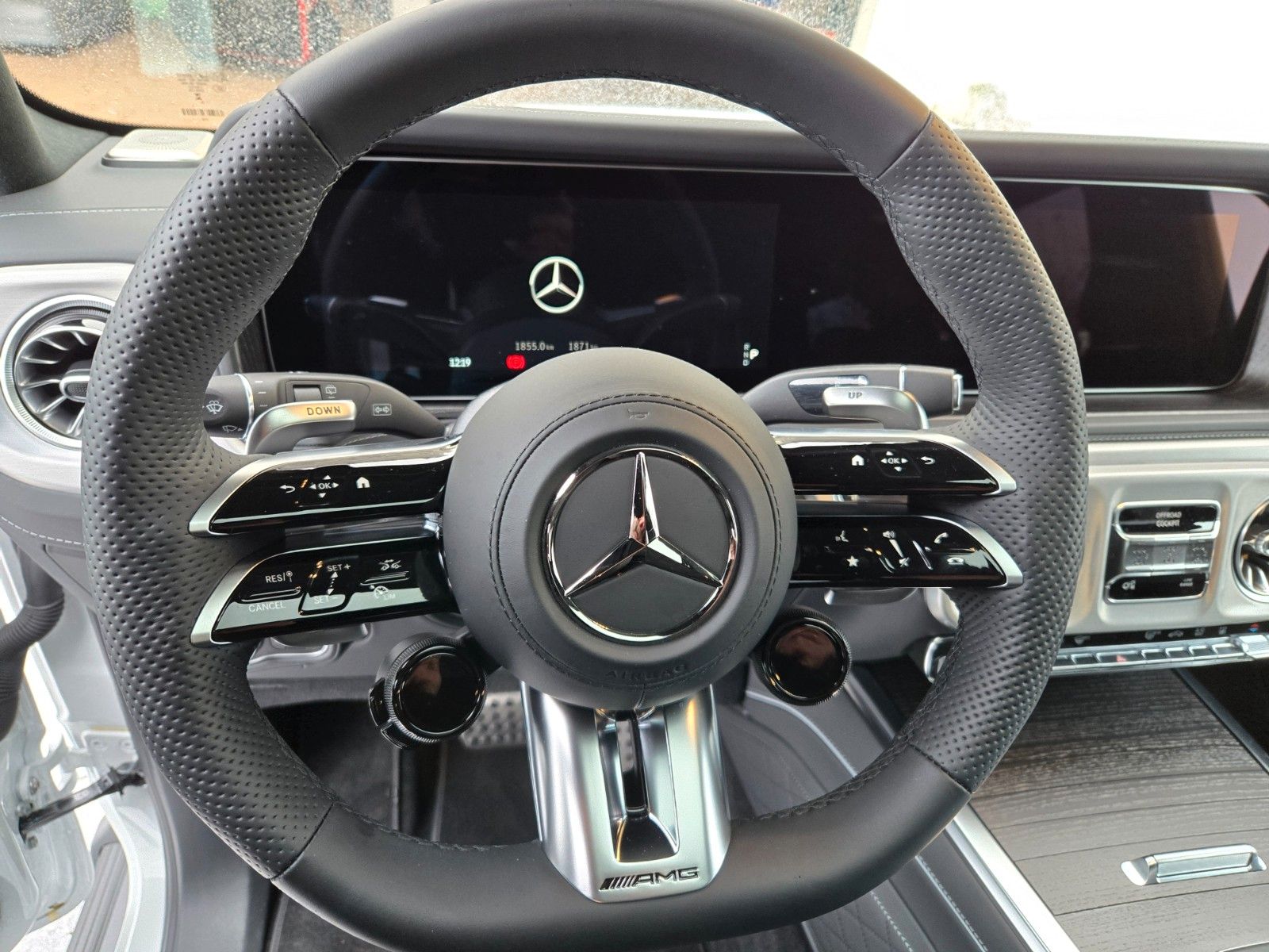 Mercedes-Benz G 63 AMG - Samsaru's Car Outlet