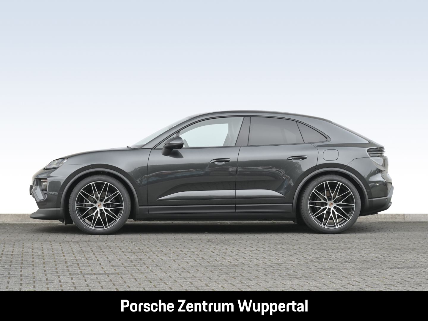 Porsche Macan 4 LED-Matrix Surround-View Abstandstempoma