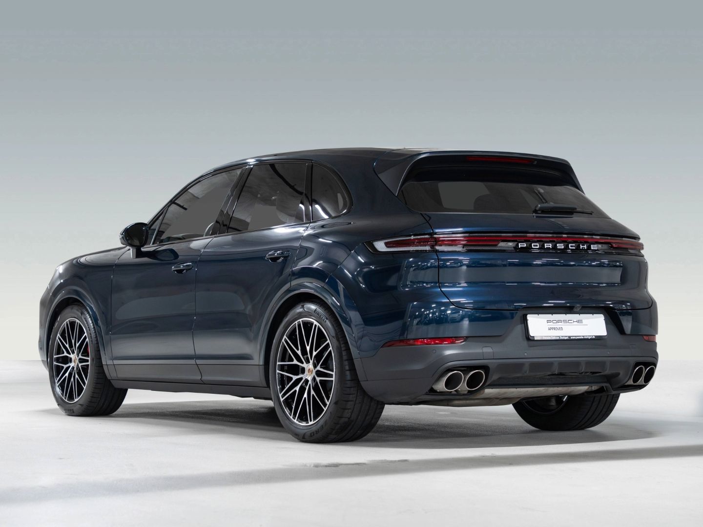 Porsche Cayenne InnoDrive Standheizung PASM AHK Panorama