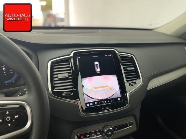 Volvo XC90 T8 PLUS DARK RECH AWD 7SITZ+PANO+AHK+STANDH