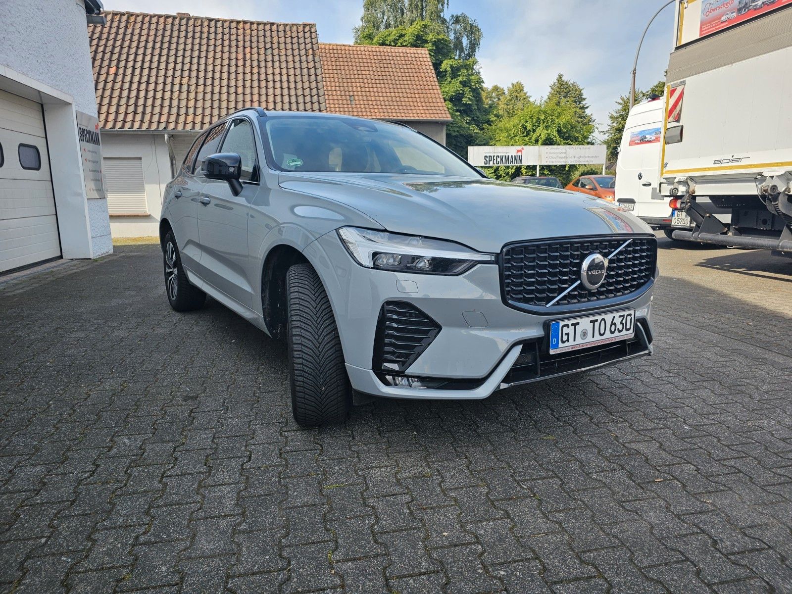 Volvo XC60 B4 Diesel Allrad Mild-Hybrid - Samsaru's Car Outlet