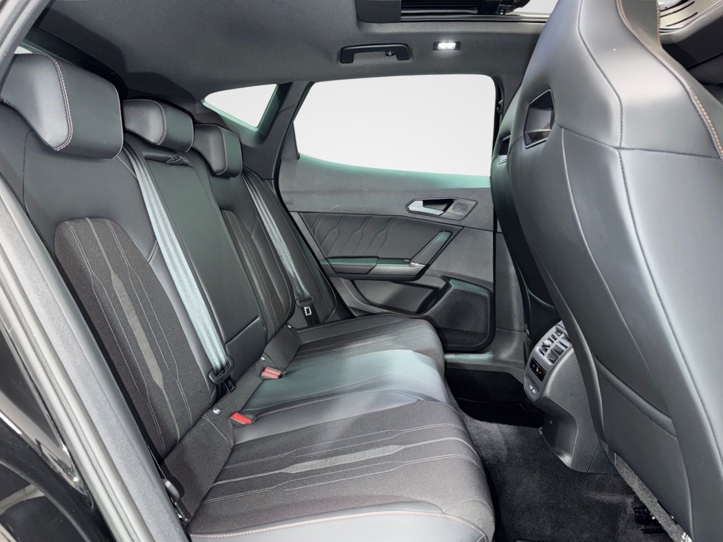 Cupra Formentor 1.4 VZ e-HYBRID PANO AHK 360 CAM MATRI