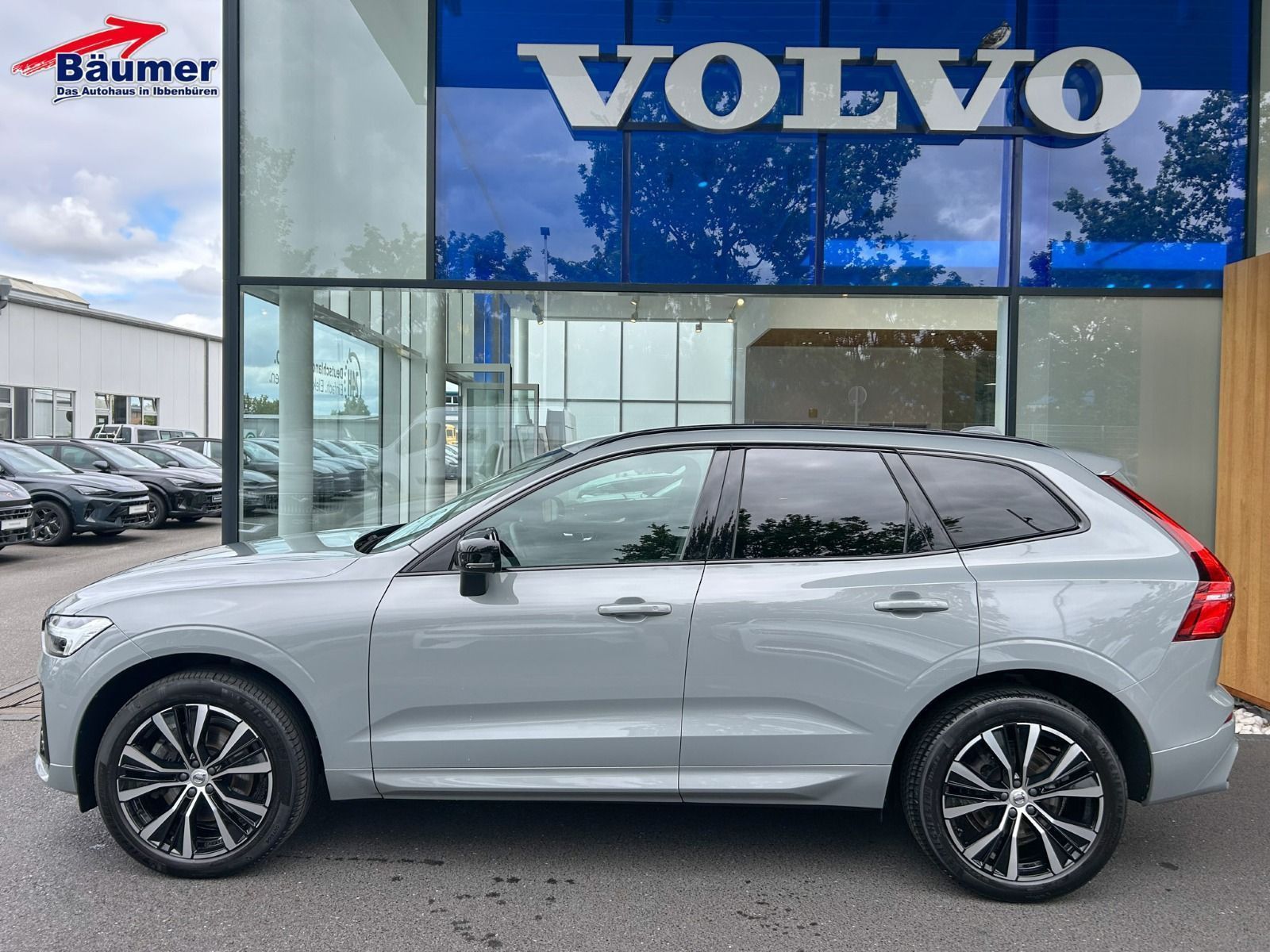 Volvo XC60 B4 Mild-Hybr. AWD Plus Dark Geartronic +AHK