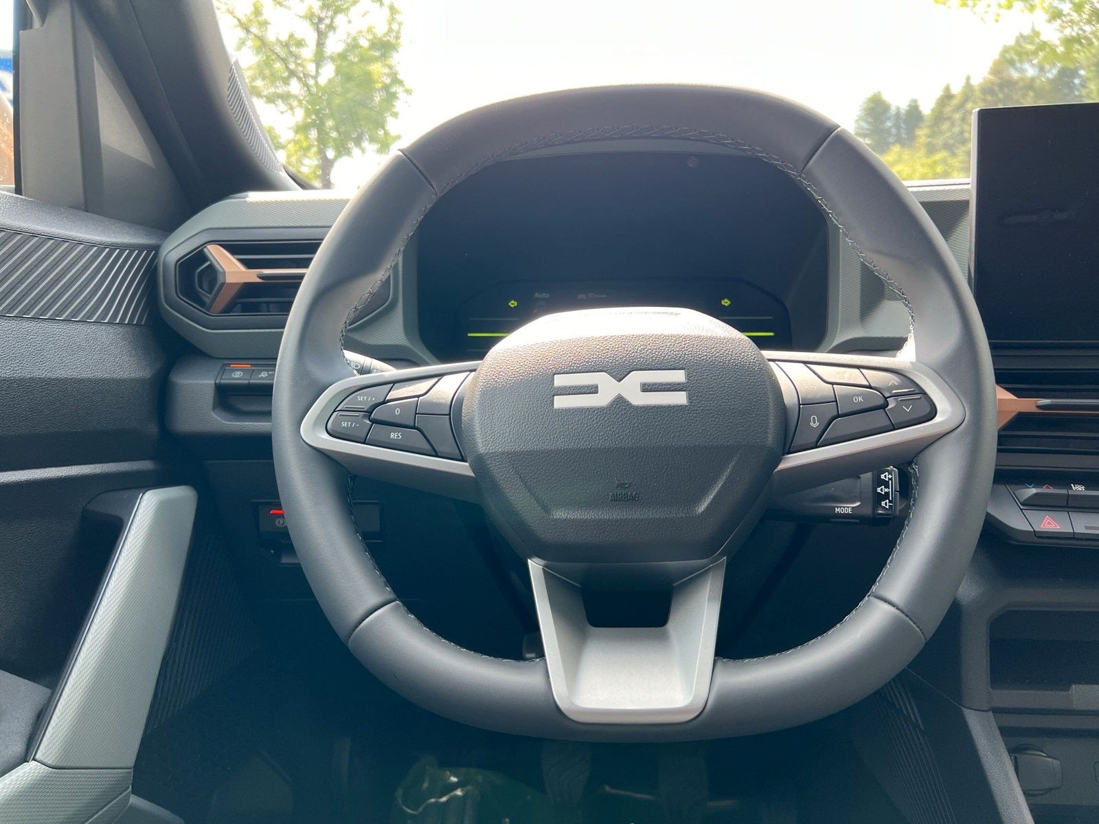 Dacia Duster TCe 130 Journey - Samsaru's Car Outlet