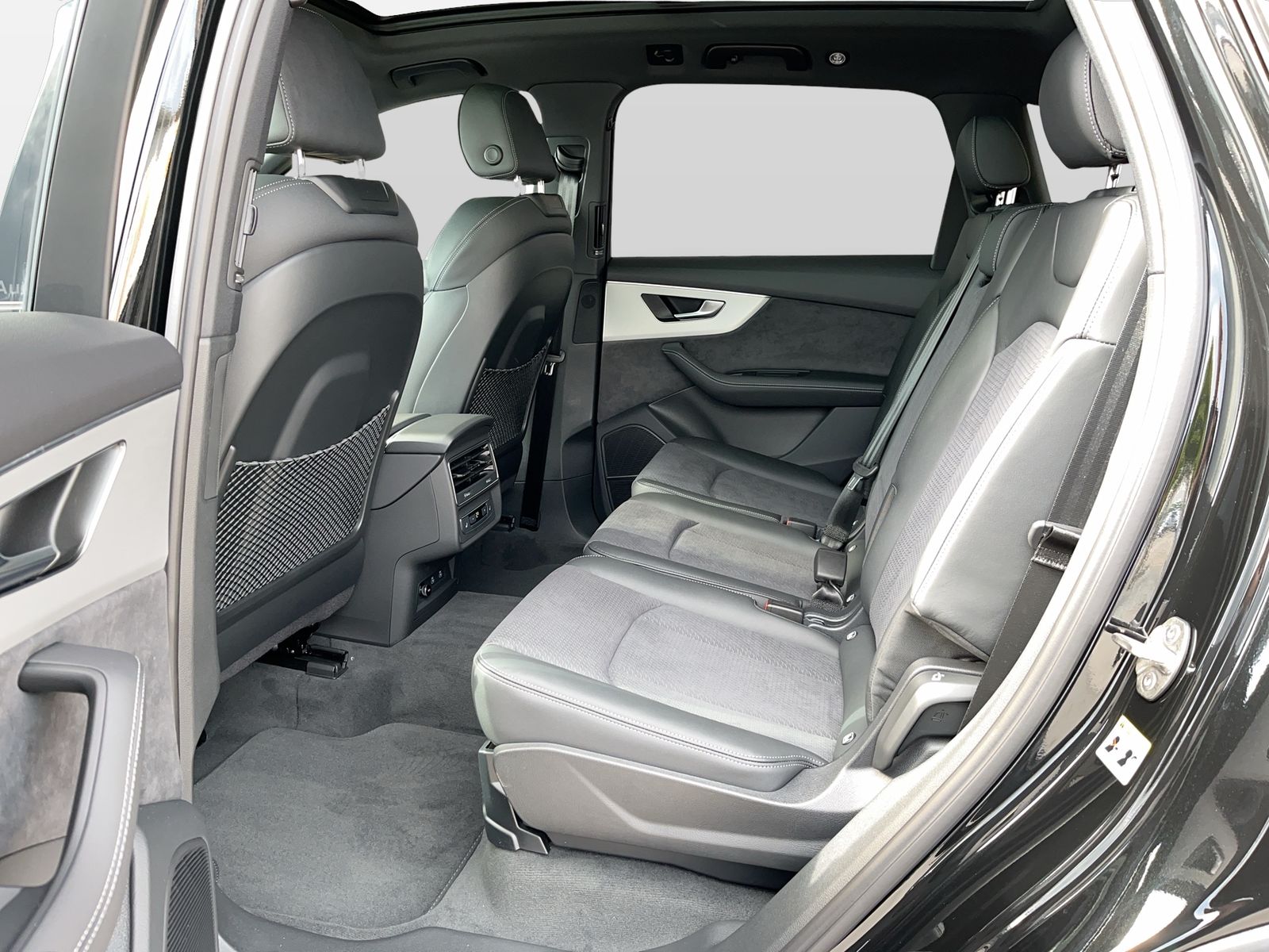 Audi Q7 SUV S line TFSI e quattro 290 kW tiptronic LM