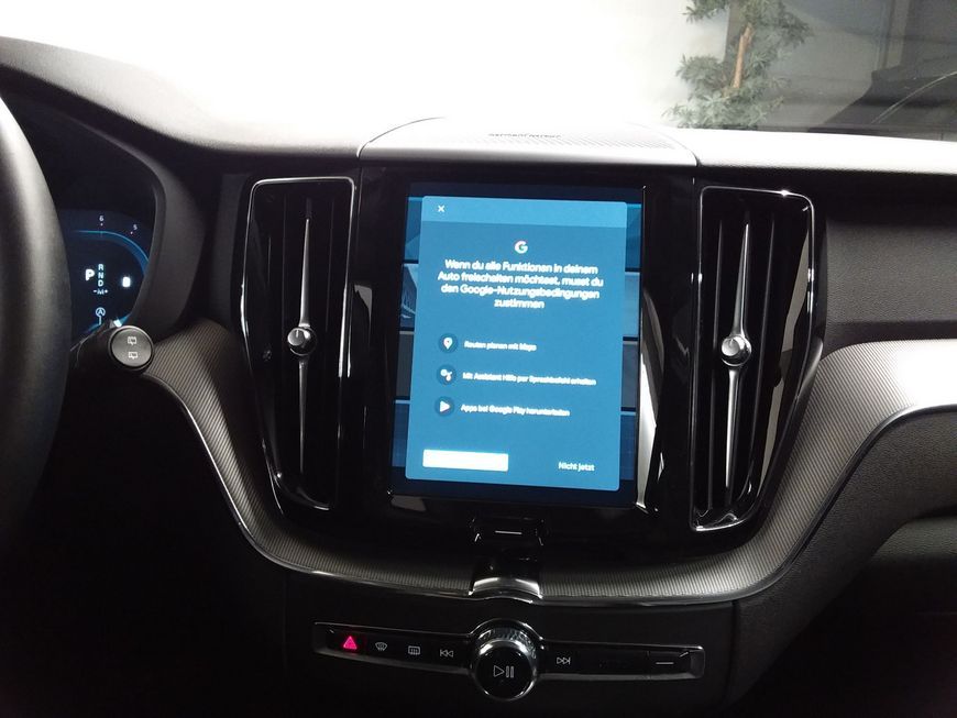 Volvo XC60 B4 D AWD Plus Dark