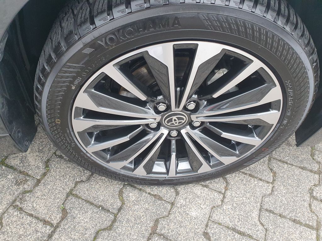 Toyota Corolla 1.8 Hybrid Touring Sports Team D + LED