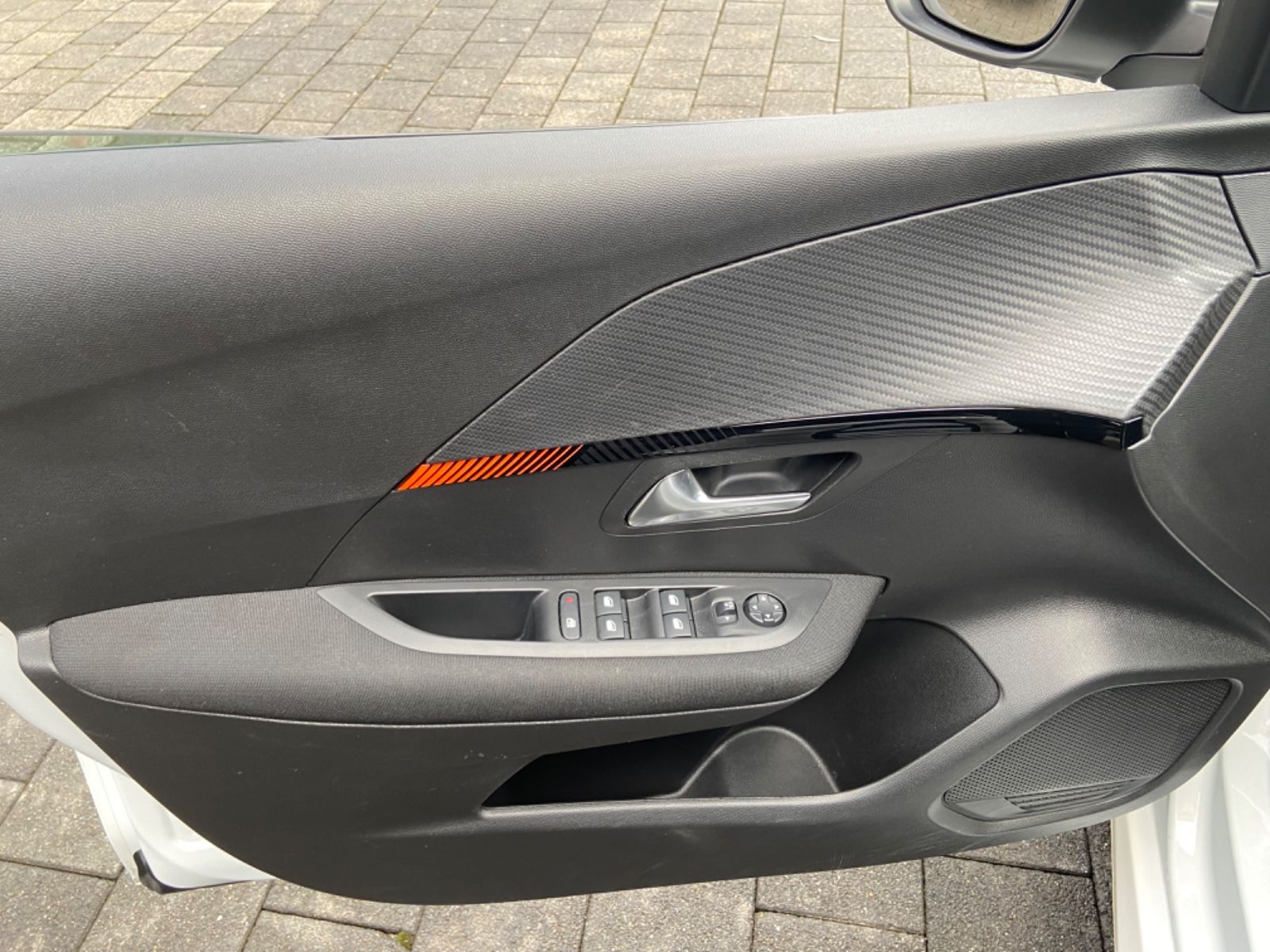 Peugeot 208 Active Pack - Samsaru's Car Outlet