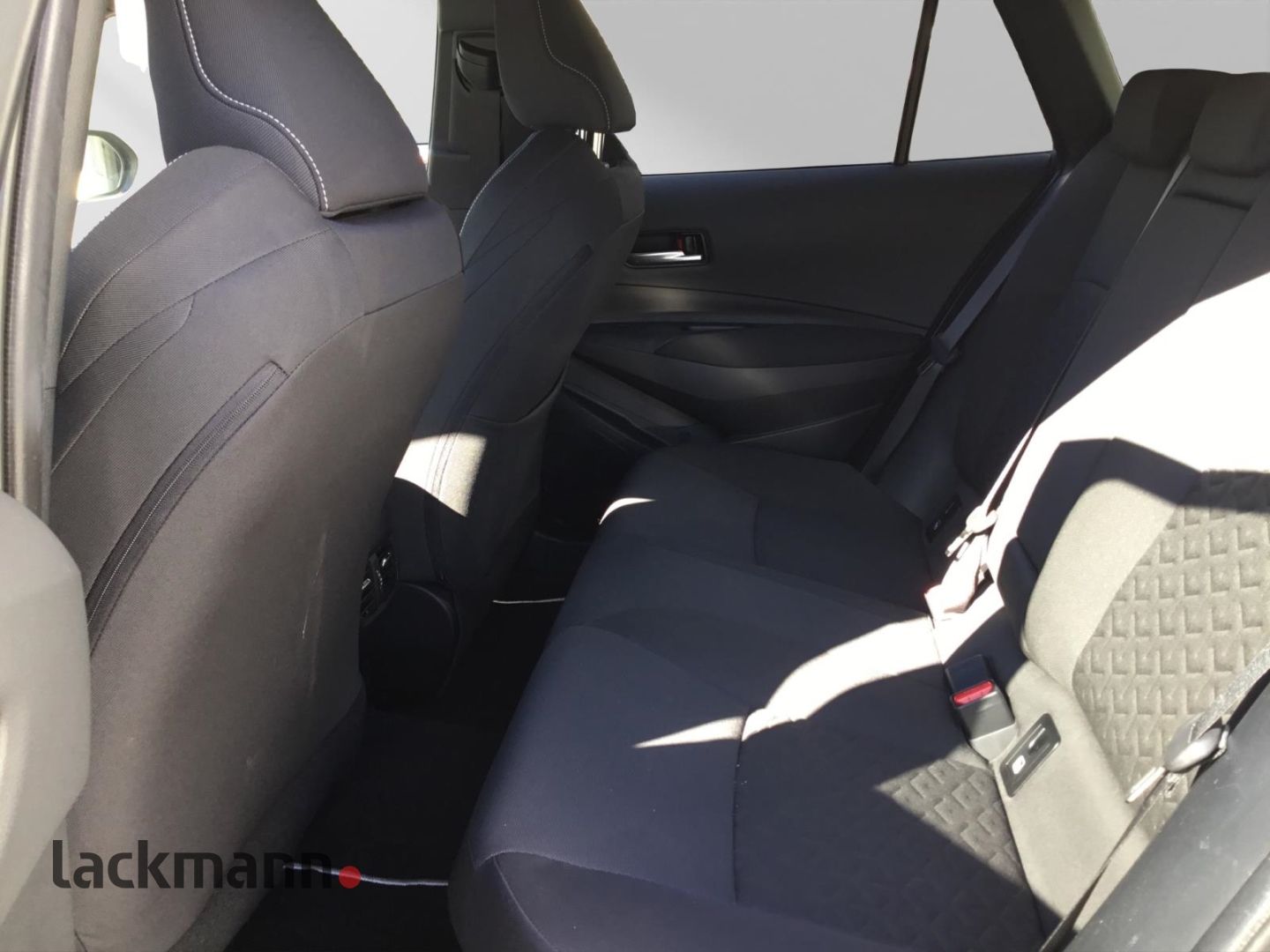 Toyota Corolla 1.8 Touring Sports Hybrid Club - Samsaru's Car Outlet