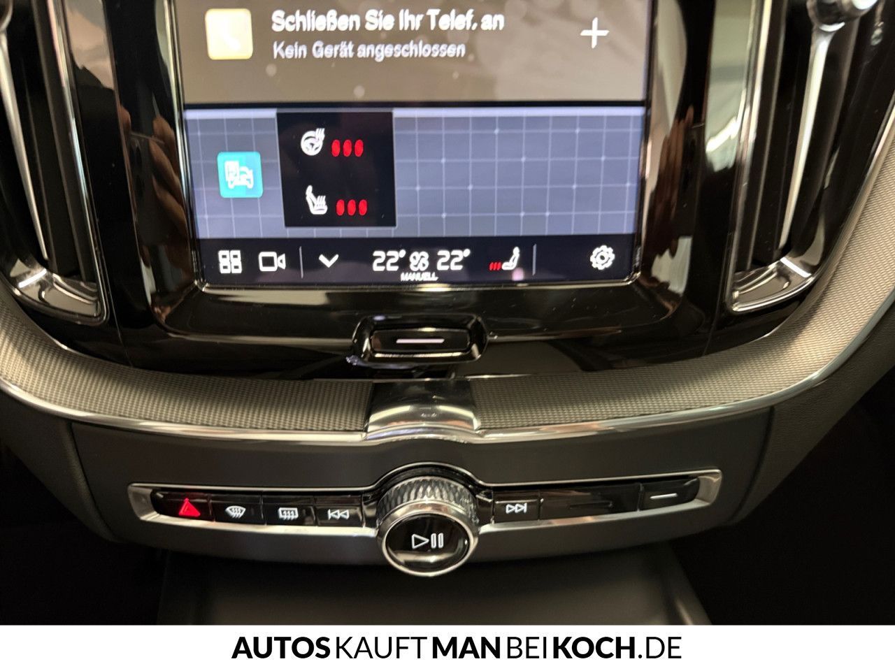 Volvo XC60 B5 AWD PlusDark ACC BLIS AHK VLED 4xSHz H&K